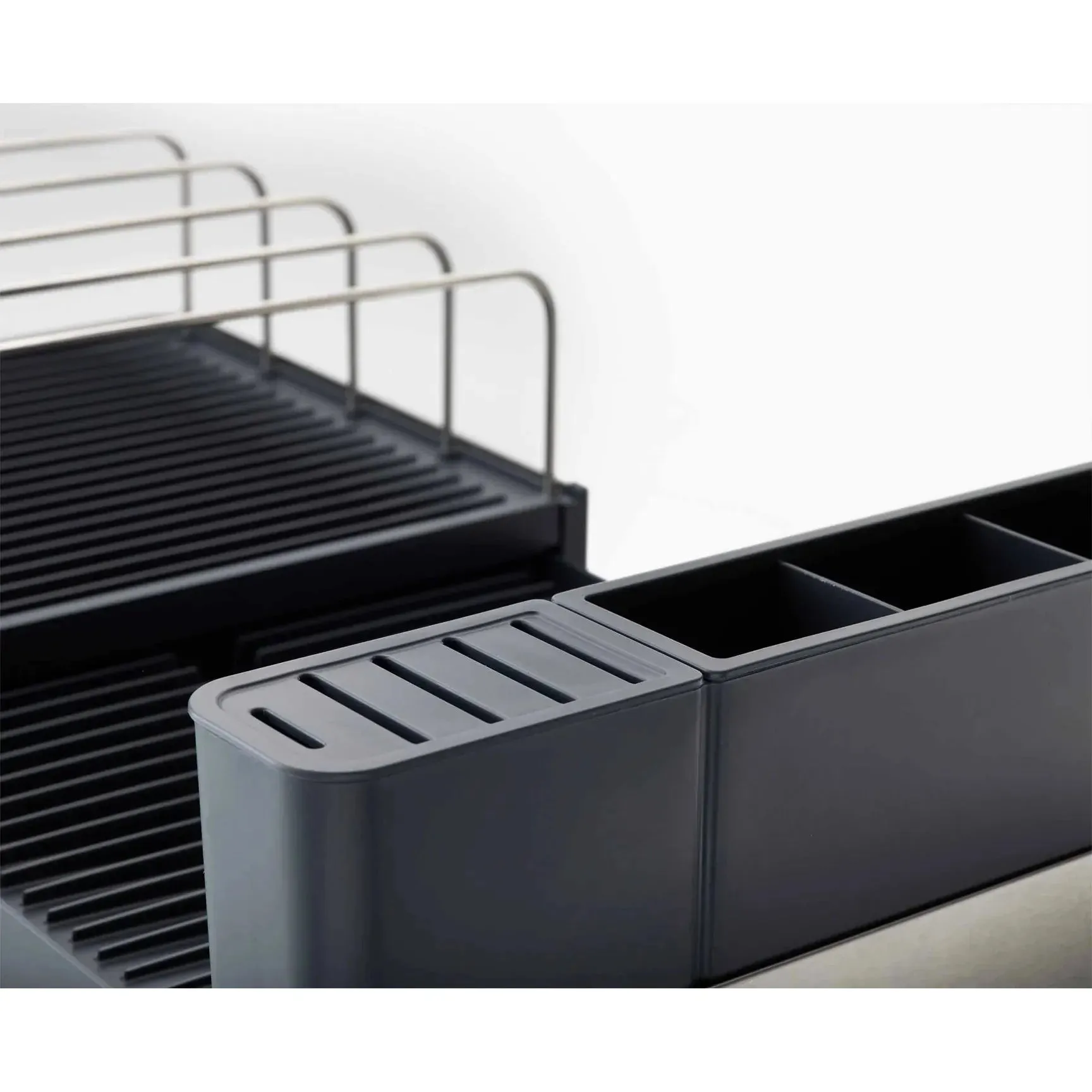 Extend™ Max Stainless-steel Expandable Dish Drainer