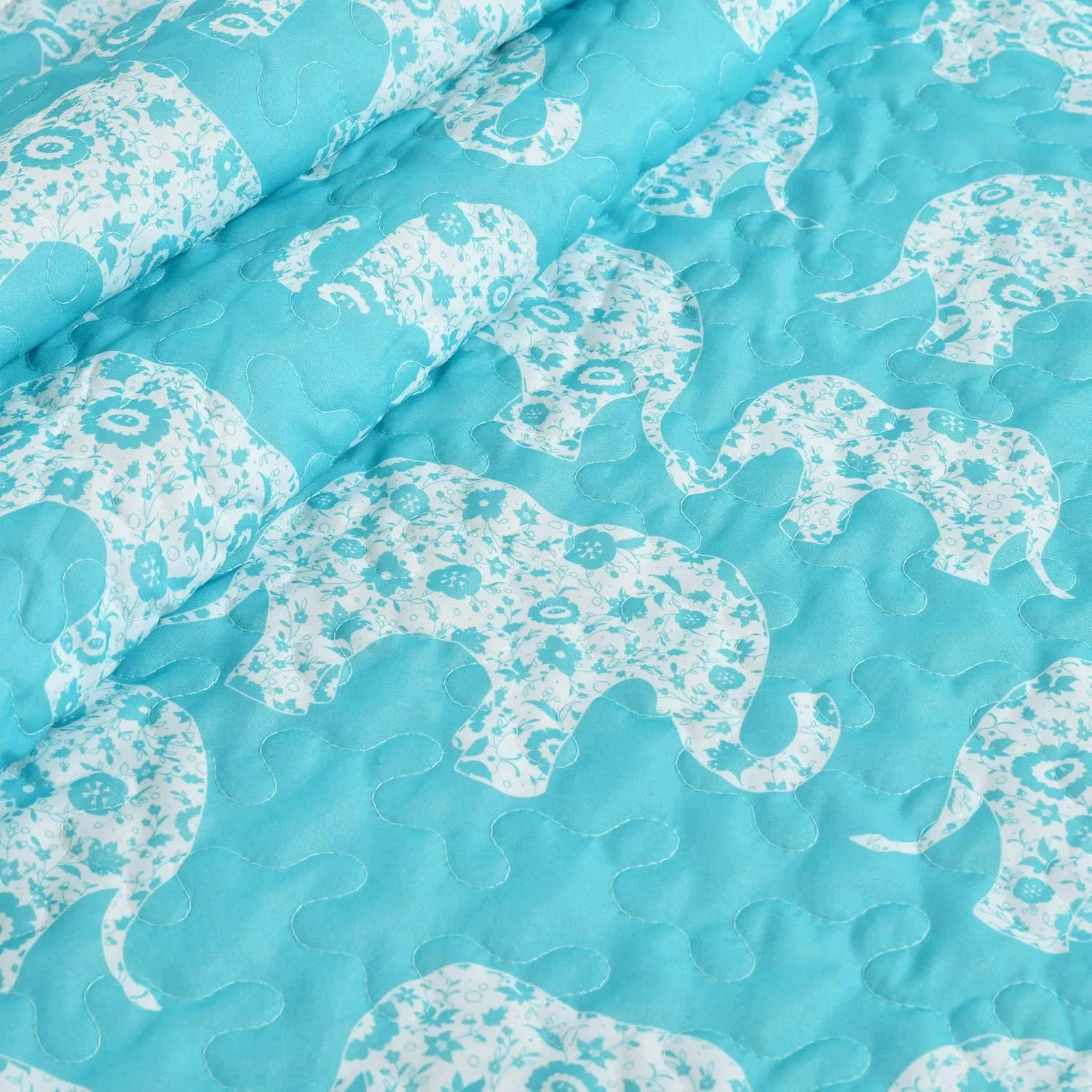 Lush Decor Elephant Parade Fuzzy Reversible Sherpa Throw Blanket, 60 x 50, White and Aqua