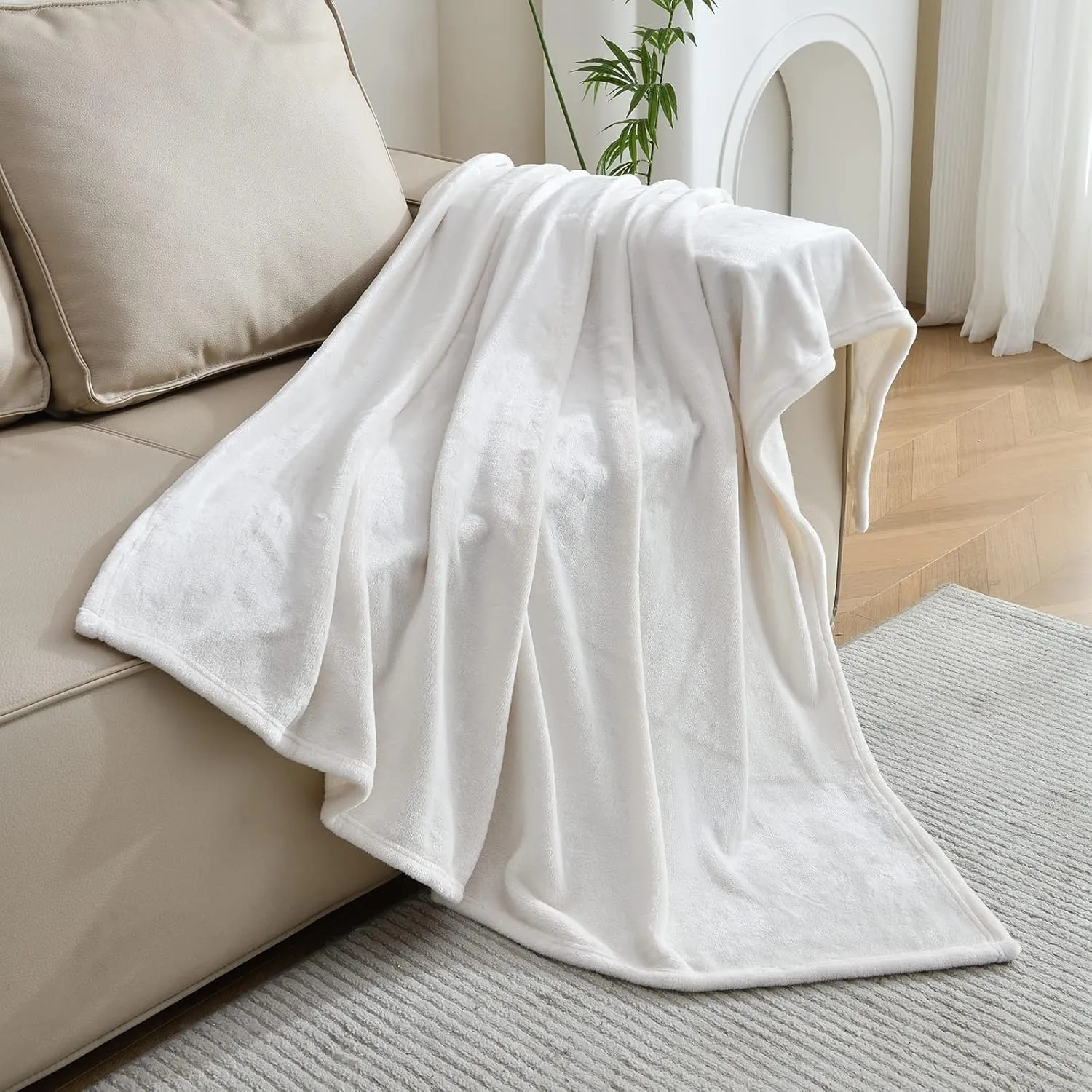 SOCHOW Flannel Fleece Blanket Throw Size, All Season Super Soft Cozy Blanket for Bed or Couch, Cream White, 50x60 inches